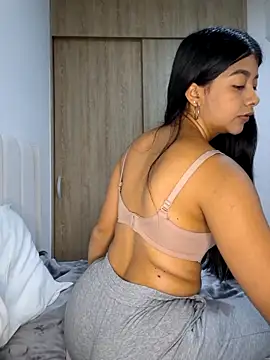 IslaBlaze online show from October 26, 2025, 1:11 pm