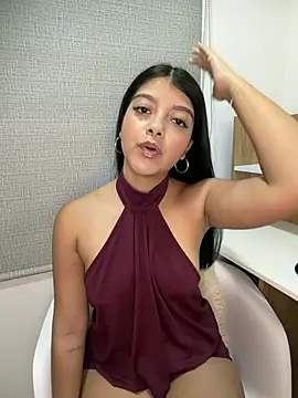 IslaBlaze online show from May 1, 2026, 11:54 pm