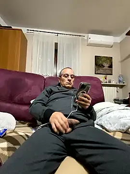 sempreilmio2 online show from January 13, 2026, 10:24 pm