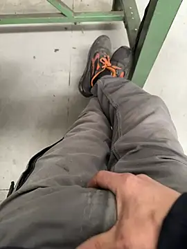 Snapshot of sempreilmio2 chatting on February 18, 2025, 11:55 am sempreilmio2 online show from February 18, 2025, 11:55 am