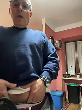 Snapshot of sempreilmio2 chatting on January 29, 2025, 6:39 pm sempreilmio2 online show from January 29, 2025, 6:39 pm