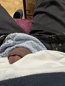 Snapshot of sempreilmio2 chatting on March 1, 2025, 10:10 pm sempreilmio2 online show from March 1, 2025, 10:10 pm