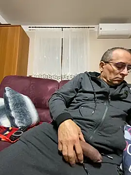 sempreilmio2 online show from November 30, 2025, 9:15 pm