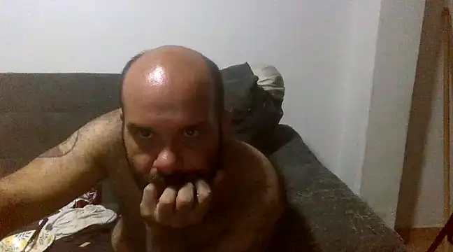 Snapshot of Chubi6669 chatting on February 23, 2025, 6:45 pm Chubi6669 online show from February 23, 2025, 6:45 pm