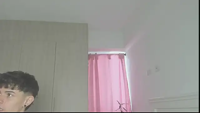 Snapshot of connor_and_angel chatting on August 9, 2026, 4:02 pm connor and angel online show from August 9, 2026, 4:02 pm