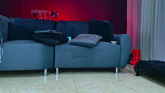 Snapshot of SamaraStone chatting on February 19, 2026, 7:44 pm SamaraStone online show from February 19, 2026, 7:44 pm