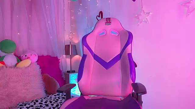 Snapshot of emma_soffia_ chatting on March 17, 2025, 6:42 pm emma soffia  online show from March 17, 2025, 6:42 pm