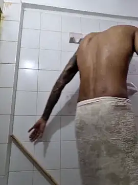 DrakeVega online show from October 7, 2025, 4:19 pm