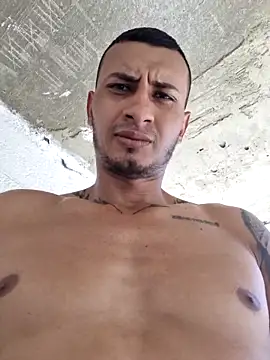 DrakeVega online show from February 13, 2025, 6:15 pm