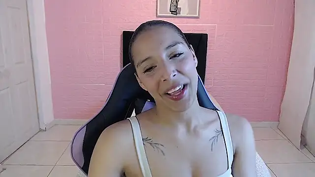 Snapshot of DULCE1609 chatting on November 10, 2025, 8:03 pm DULCE1609 online show from November 10, 2025, 8:03 pm