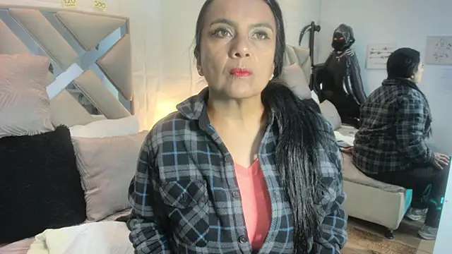 Snapshot of raquell_moore chatting on November 6, 2025, 11:47 am raquell moore online show from November 6, 2025, 11:47 am