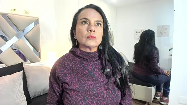 Snapshot of raquell_moore chatting on November 30, 2025, 11:55 am raquell moore online show from November 30, 2025, 11:55 am