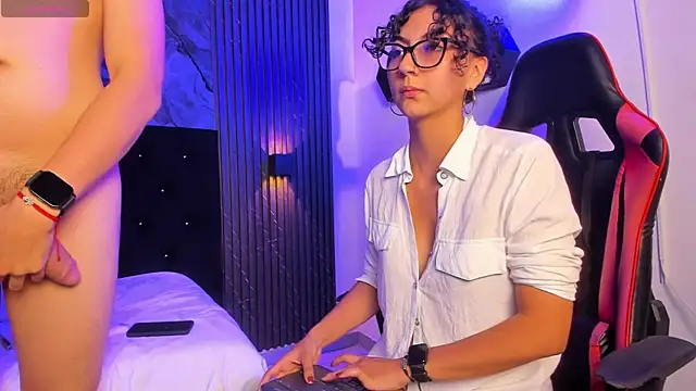 vanilla hot online show from March 12, 2025, 1:08 pm