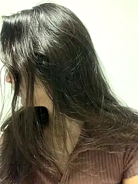 Snapshot of Bella_still chatting on September 23, 2025, 12:56 pm Bella still online show from September 23, 2025, 12:56 pm