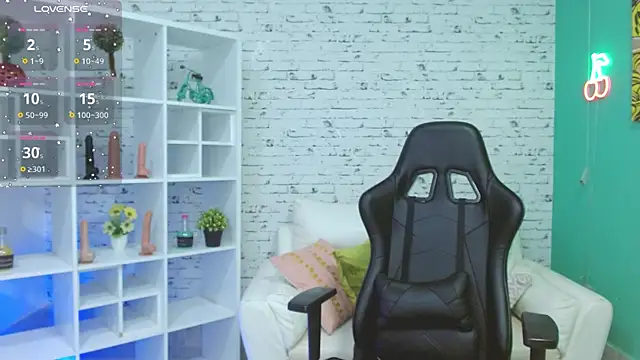 Snapshot of miss_honey01 chatting on October 22, 2025, 10:52 pm miss honey01 online show from October 22, 2025, 10:52 pm