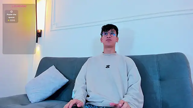 Cum hunters online show from November 5, 2025, 3:31 am