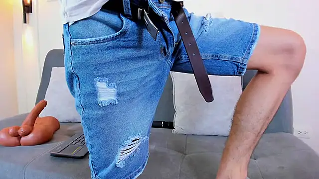 Cum hunters online show from November 23, 2025, 3:27 am