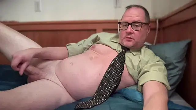   DR3W   online show from February 23, 2025, 5:07 pm