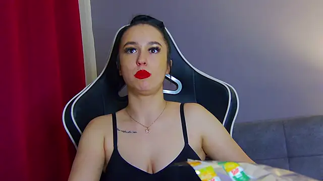 Eva Lovvia  online show from February 15, 2025, 1:42 am