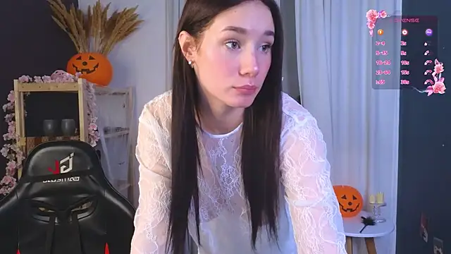 Snapshot of too_sexxxy chatting on November 3, 2025, 3:04 pm too sexxxy online show from November 3, 2025, 3:04 pm