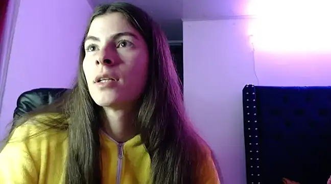 Snapshot of MARIELSINS_AND_DAIKIJACK chatting on February 9, 2025, 1:22 am MARIELSINS AND DAIKIJACK online show from February 9, 2025, 1:22 am