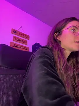 Snapshot of MARIELSINS_AND_DAIKIJACK chatting on March 6, 2025, 9:42 pm MARIELSINS AND DAIKIJACK online show from March 6, 2025, 9:42 pm