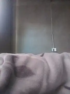 Snapshot of LaneYam chatting on March 4, 2026, 6:32 am LaneYam online show from March 4, 2026, 6:32 am