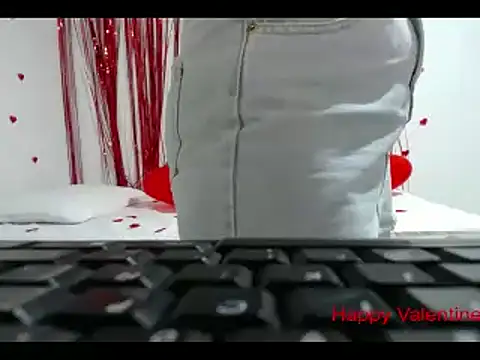 Snapshot of lana_roman chatting on February 14, 2025, 11:42 pm lana roman online show from February 14, 2025, 11:42 pm