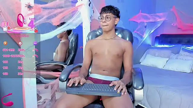 Dawn16  online show from October 29, 2025, 9:03 pm