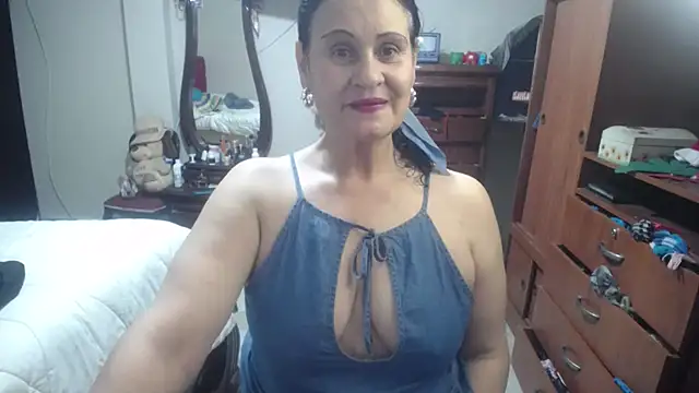 jazmin mature  online show from December 19, 2025, 8:11 pm