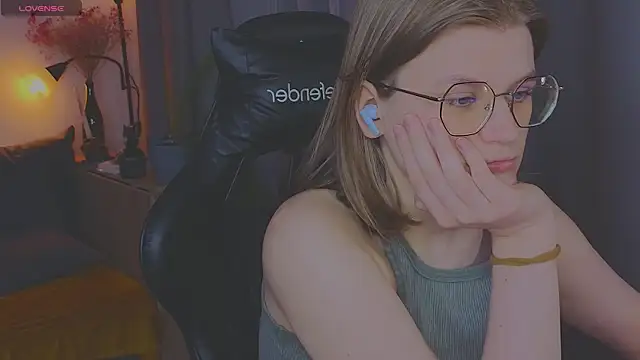  JessieVibes online show from April 19, 2026, 6:10 pm