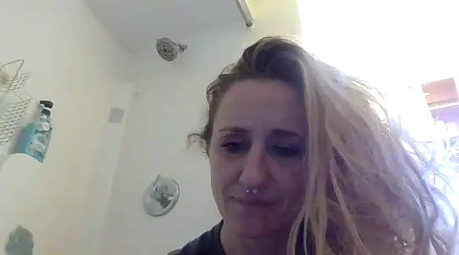 hunybunz69 online show from March 17, 2025, 12:57 pm