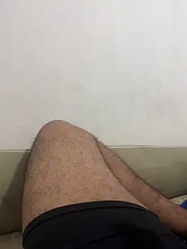 MorenoTatuado011 online show from April 22, 2026, 4:19 am