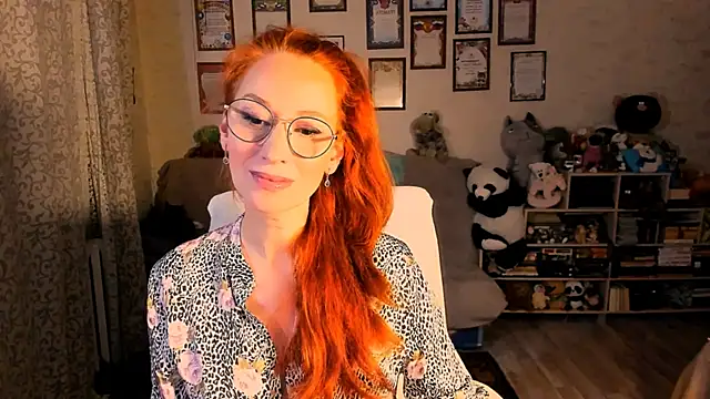 Snapshot of red_rocco chatting on December 17, 2025, 3:50 pm red rocco online show from December 17, 2025, 3:50 pm