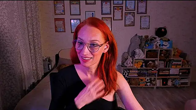 Snapshot of red_rocco chatting on March 5, 2025, 4:24 pm red rocco online show from March 5, 2025, 4:24 pm