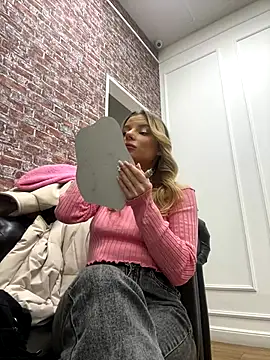 Snapshot of LanaSparks chatting on October 30, 2025, 4:22 am LanaSparks online show from October 30, 2025, 4:22 am