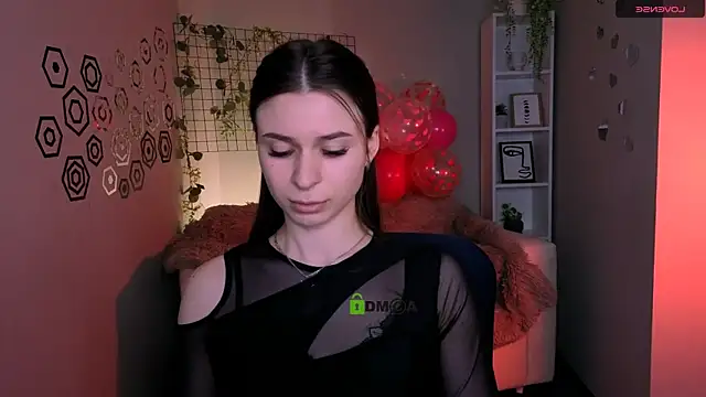 Snapshot of flora_ri chatting on February 24, 2026, 10:49 am flora ri online show from February 24, 2026, 10:49 am