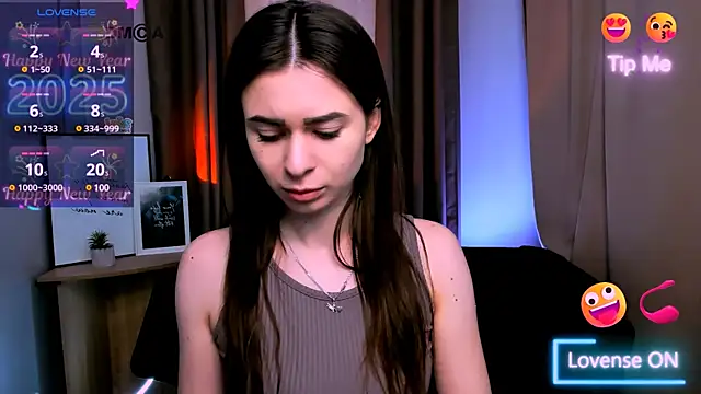 Snapshot of flora_ri chatting on February 13, 2025, 10:23 am flora ri online show from February 13, 2025, 10:23 am