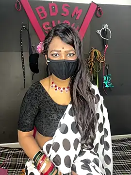 Snapshot of YourSuperTanya chatting on November 8, 2025, 5:44 am YourSuperTanya online show from November 8, 2025, 5:44 am