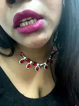 Snapshot of YourSuperTanya chatting on December 3, 2025, 9:53 am YourSuperTanya online show from December 3, 2025, 9:53 am