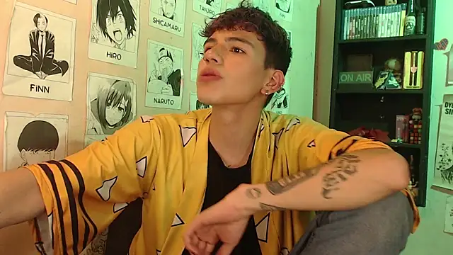 Mickey Magic online show from February 18, 2025, 10:47 pm