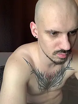 AssHunter4k online show from December 16, 2025, 8:40 am