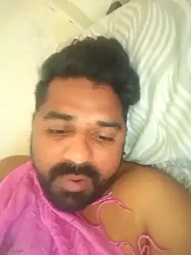 Snapshot of Raziv_komal143 chatting on March 8, 2025, 4:34 am Raziv komal143 online show from March 8, 2025, 4:34 am