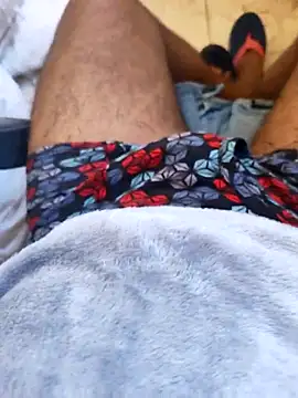 Snapshot of Raziv_komal143 chatting on November 10, 2025, 10:53 am Raziv komal143 online show from November 10, 2025, 10:53 am