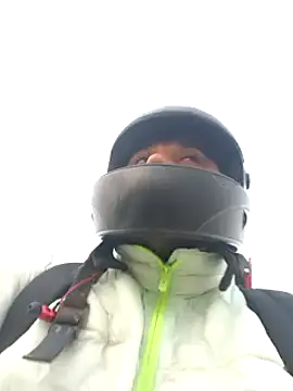 Snapshot of Raziv_komal143 chatting on January 21, 2025, 12:29 pm Raziv komal143 online show from January 21, 2025, 12:29 pm