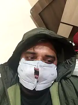 Snapshot of Raziv_komal143 chatting on January 18, 2025, 2:23 pm Raziv komal143 online show from January 18, 2025, 2:23 pm