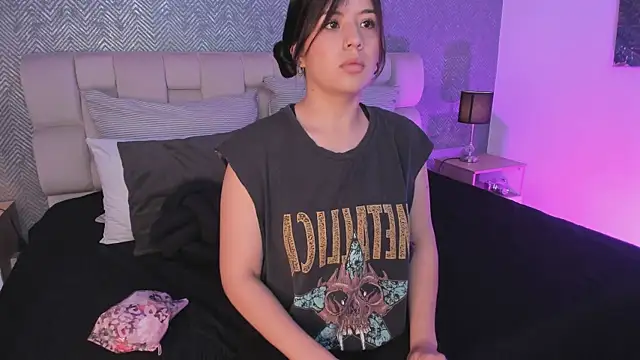 Snapshot of ah_mara_ chatting on March 18, 2025, 11:44 am ah mara online show from March 18, 2025, 11:44 am