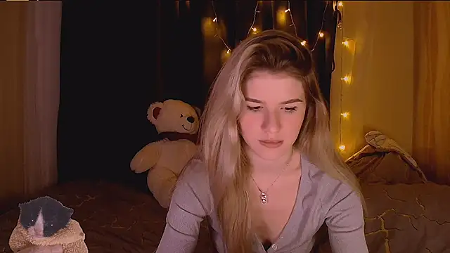 Snapshot of Melissa_smith_ chatting on December 17, 2025, 10:59 pm Melissa smith online show from December 17, 2025, 10:59 pm