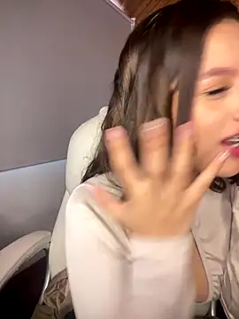 Sofia18 pinkk online show from November 18, 2025, 8:23 pm