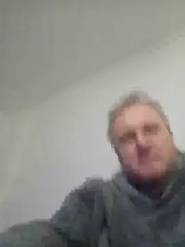 Paolo7619 online show from March 5, 2025, 9:04 pm